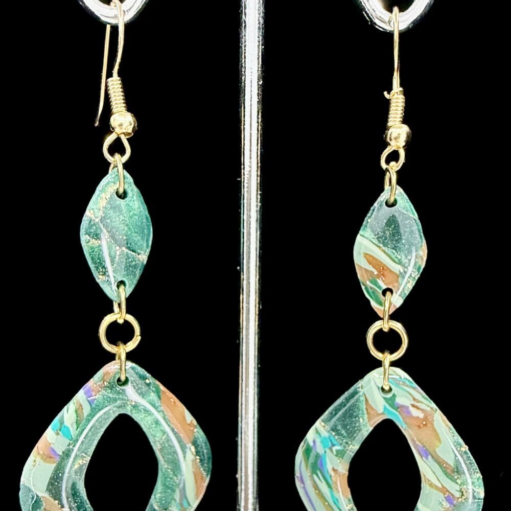 Emerald Currents Open Diamond Earrings