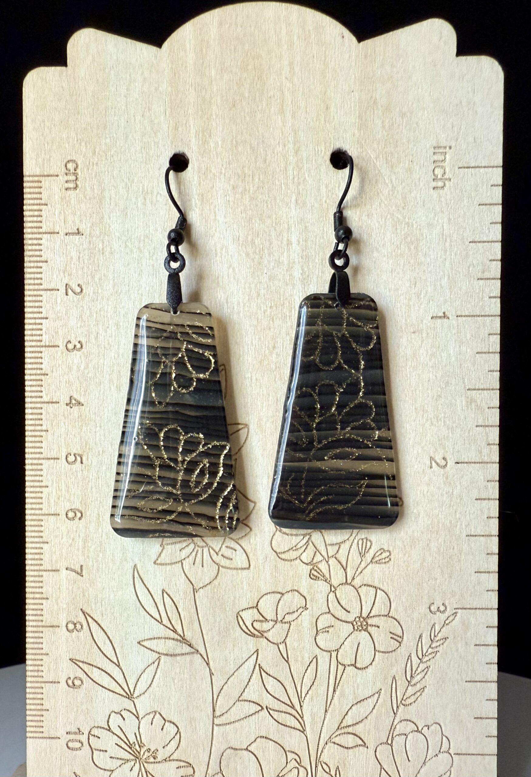 Onyx Woodgrain Trapezoid Dangle Earrings - Image 3