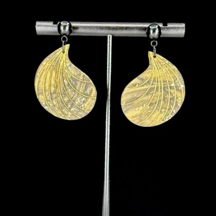 Black And Gold Scalloped Teardrop Earrings