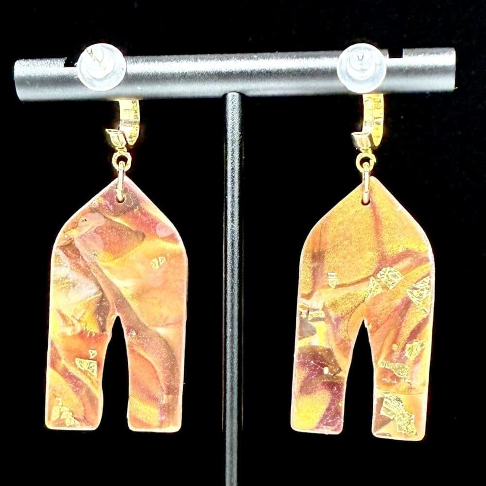 Eternal Burning Embers Pointed Arch Earrings - Image 2