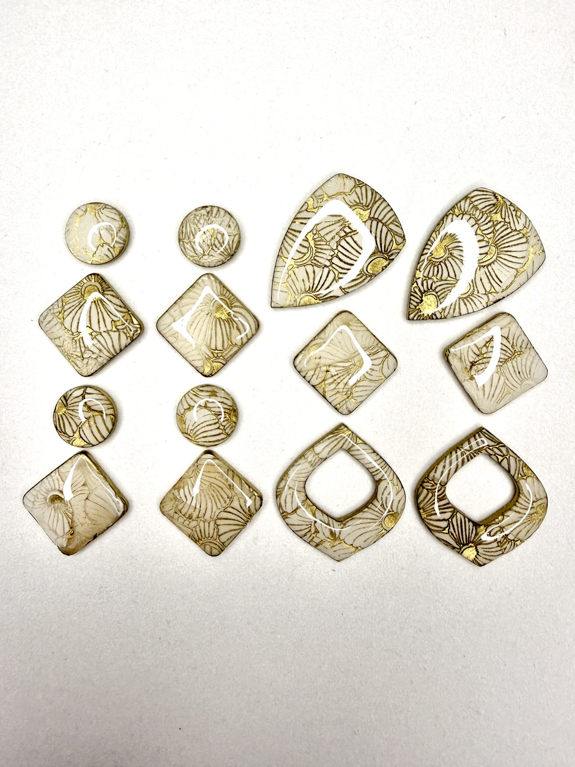 Golden Etched Flower Cabochons
