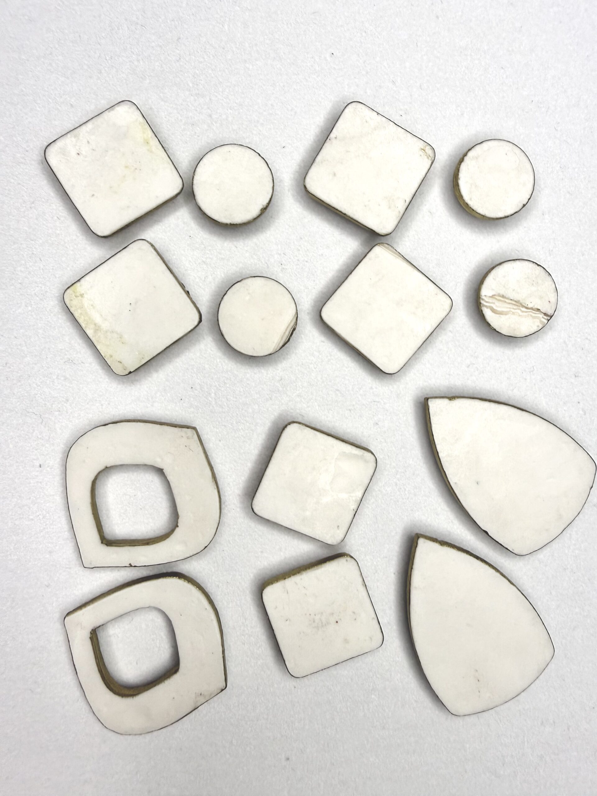 Golden Etched Flower Cabochons - Image 4