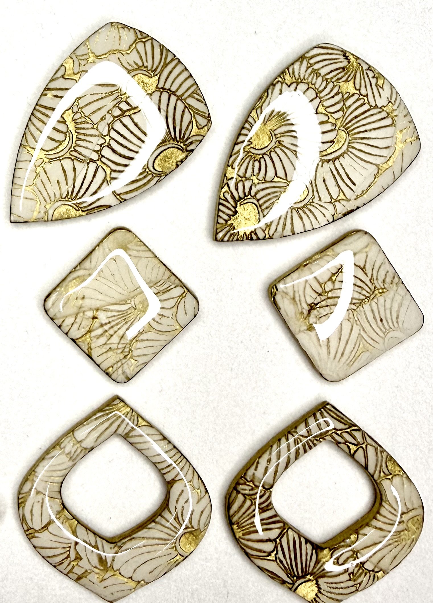 Golden Etched Flower Cabochons - Image 2